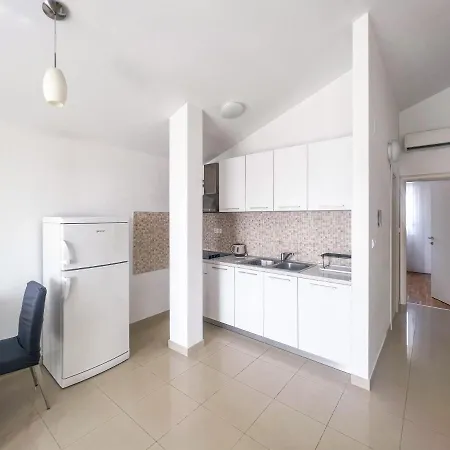 Apartment Frida