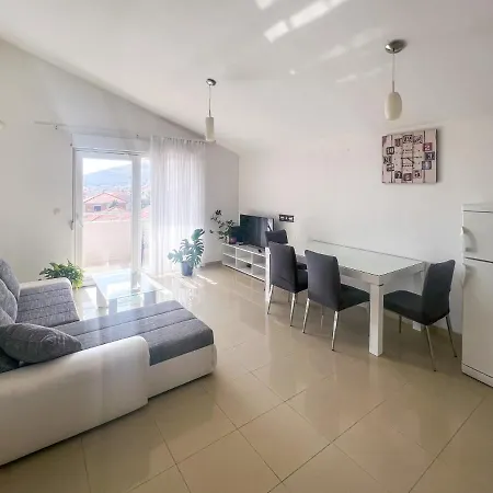 Apartment Frida
