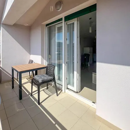 Apartment Frida Trogir